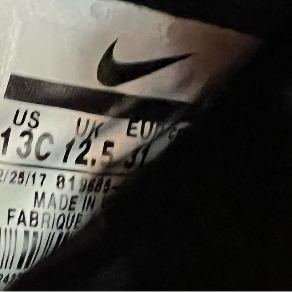 Kids Nike Huarache Sneakers - Size 13c - Picture 5 of 5